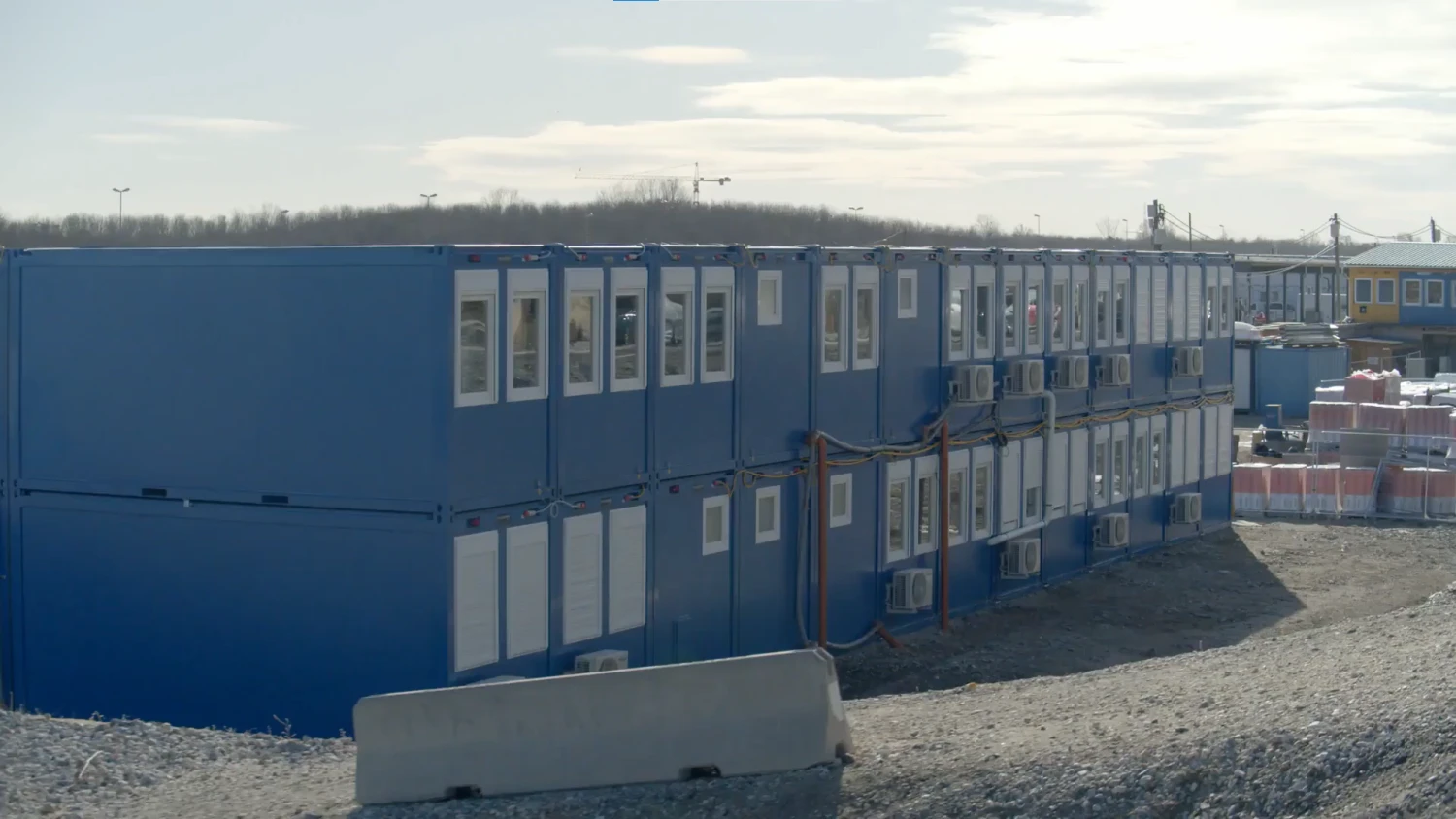 Bureaux modulaires pour les installations