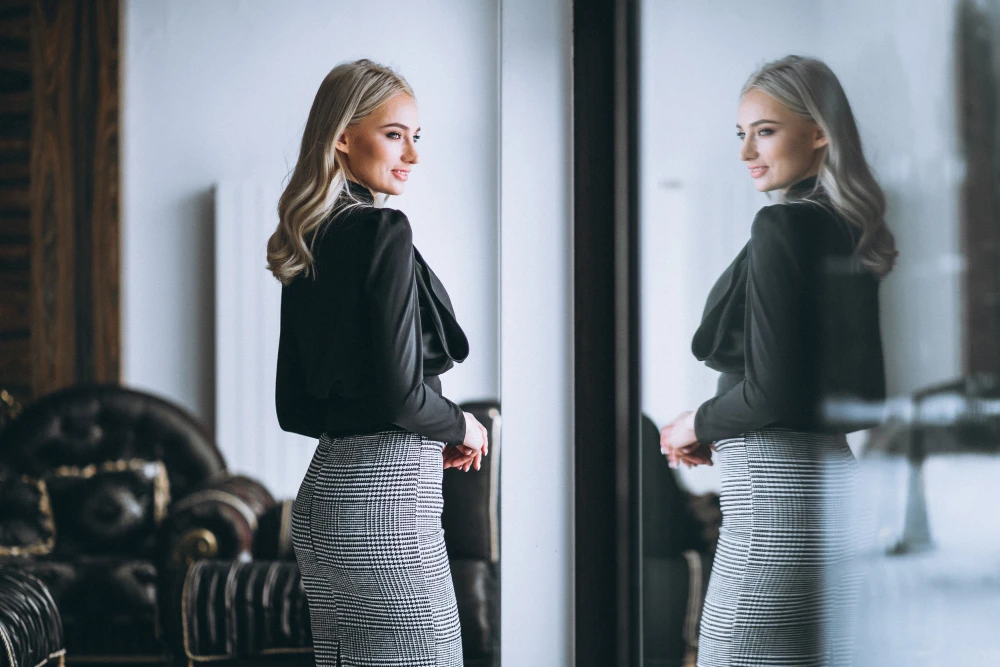 Dall’ufficio alla serata: come trasformare un look professionale senza cambiarsi completamente - photo - ID361