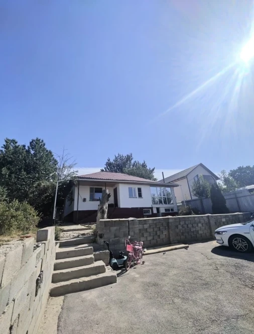 I will sell a large 4-room house 175sqm Almaty city - 1749 - photo 1