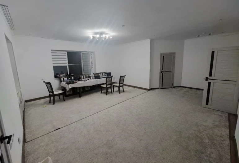 I will sell a large 4-room house 175sqm Almaty city - 1749 - photo 3