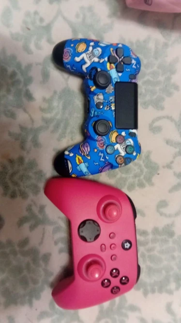Joystick on ps4 and joystick on Xbox - 1901 - photo 1