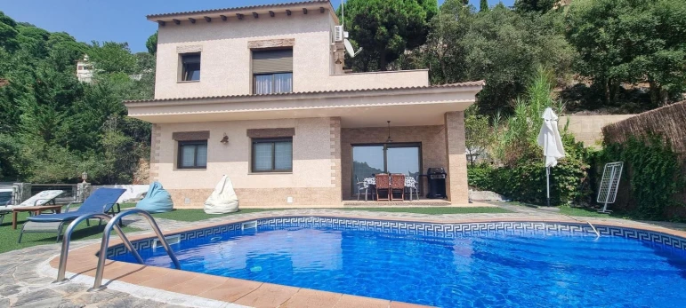 Exclusive villa on the coast of Spain with panoramic sea views. - 2109 - photo 1