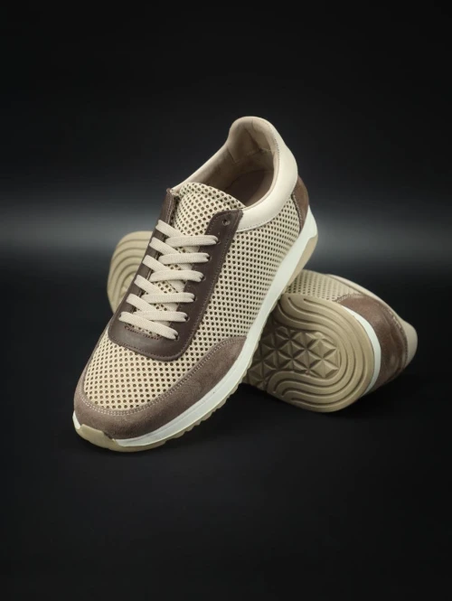 Leichte Laufschuhe aus Mesh und Wildleder - 2538 - Foto 1