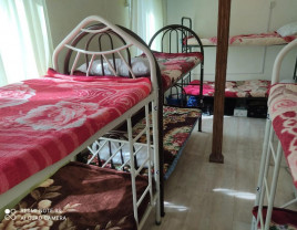 阿拉木图 的廉价住宿“On Ormanova”旅馆 - 照片 1
