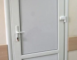 Puerta de PVC para el hogar y la oficina
